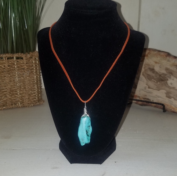 SMc Designs - Leather & Stone Necklace [LNG] - Picture 6 of 11